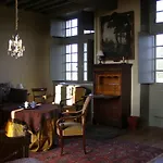 Manoir Du Plessis Au Bois Bed & Breakfast 3*
