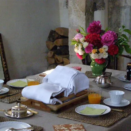 Bed & Breakfast Manoir Du Plessis Au Bois Vauciennes (Oise)