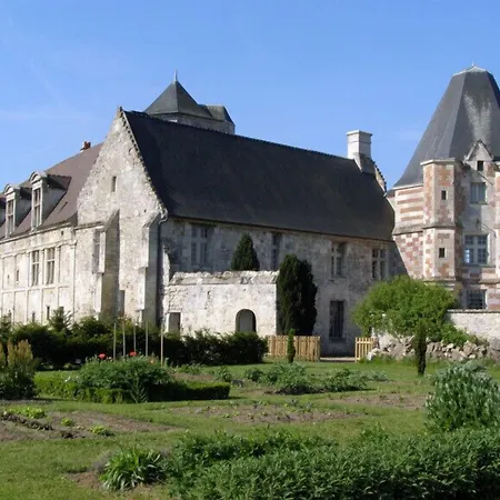 Manoir Du Plessis Au Bois Vauciennes (Oise)