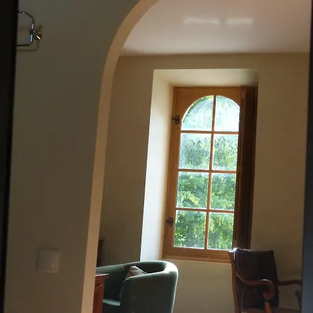 Manoir Du Plessis Au Bois Vauciennes (Oise)