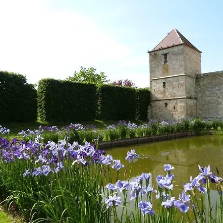 Manoir Du Plessis Au Bois Vauciennes (Oise)