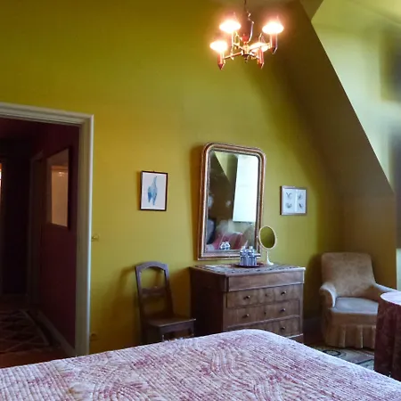 Manoir Du Plessis Au Bois Vauciennes (Oise)