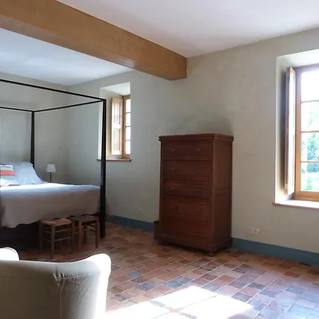 Manoir Du Plessis Au Bois 3* Vauciennes (Oise)