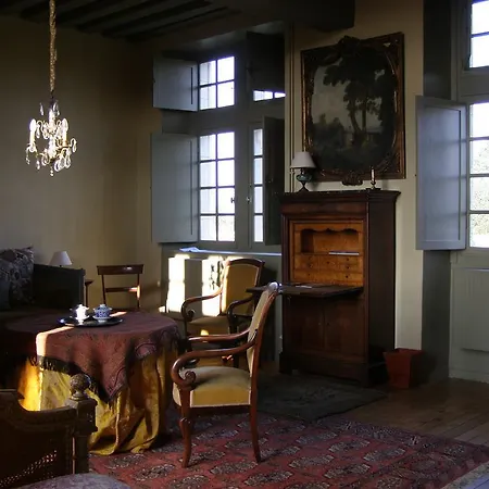 Manoir Du Plessis Au Bois Bed & Breakfast 3*