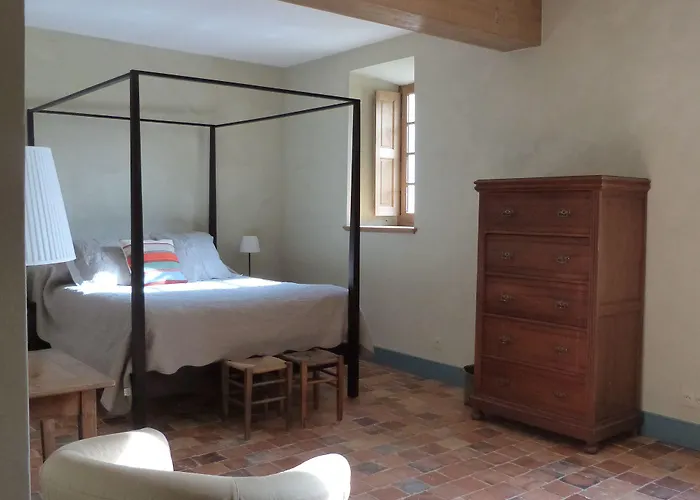 Bed & Breakfast Manoir Du Plessis Au Bois 3*